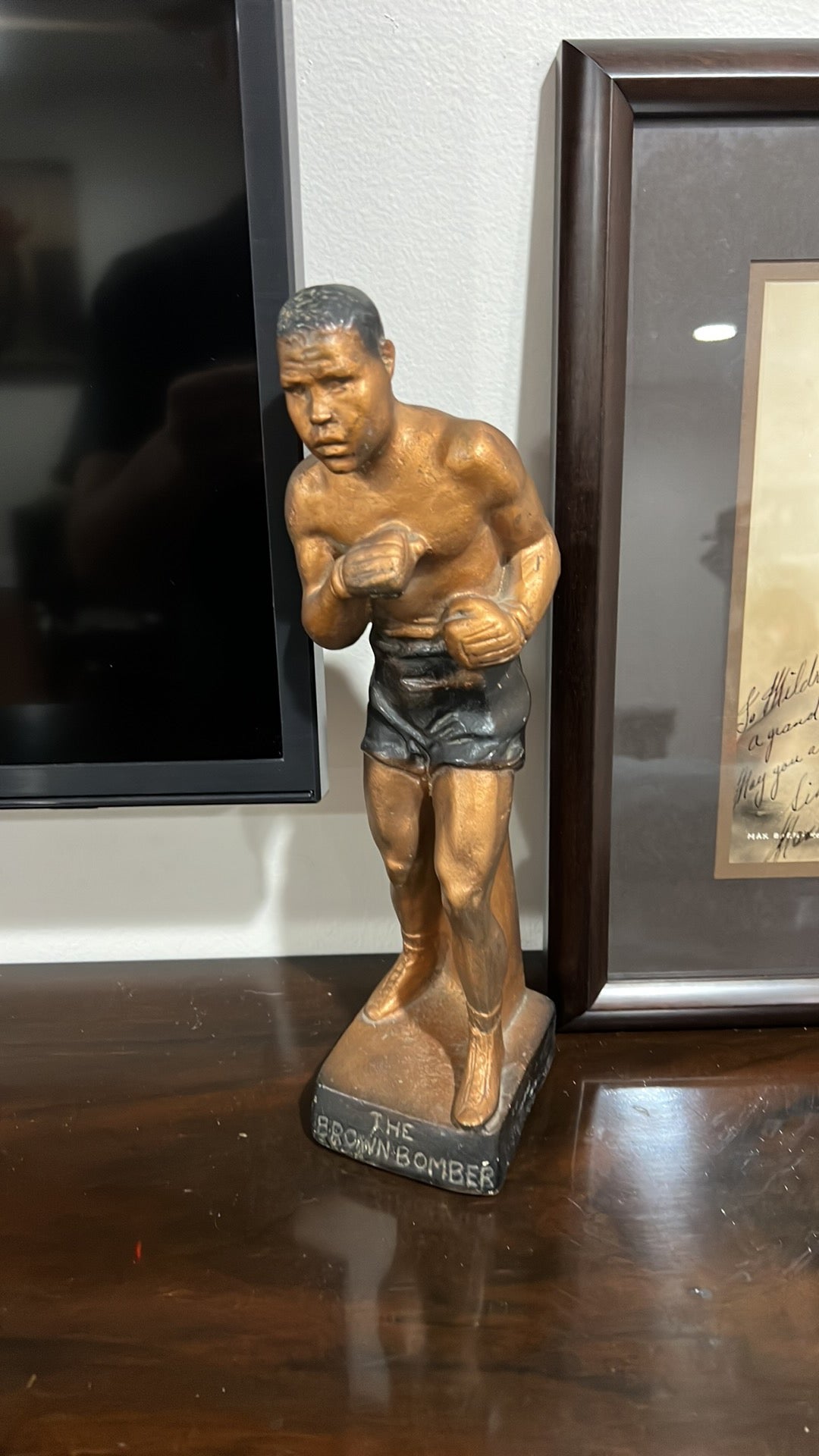 Joe louis chalk statue the brown bomber